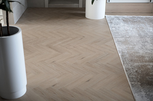Кварцевый ламинат Fargo Herringbone Дуб Аттика 44-88174-003 Кварцевый ламинат Fargo Herringbone Дуб Аттика 44-88174-003